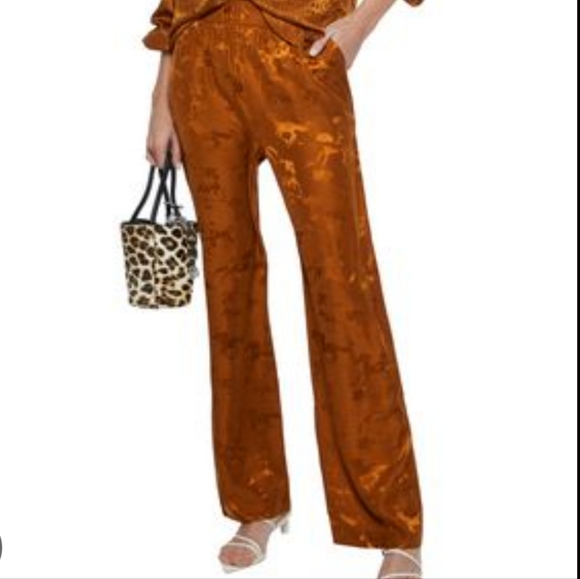 Ganni Brown Wide Leg Pants with Relaxed Fit and High Waist - Picture 2 of 10